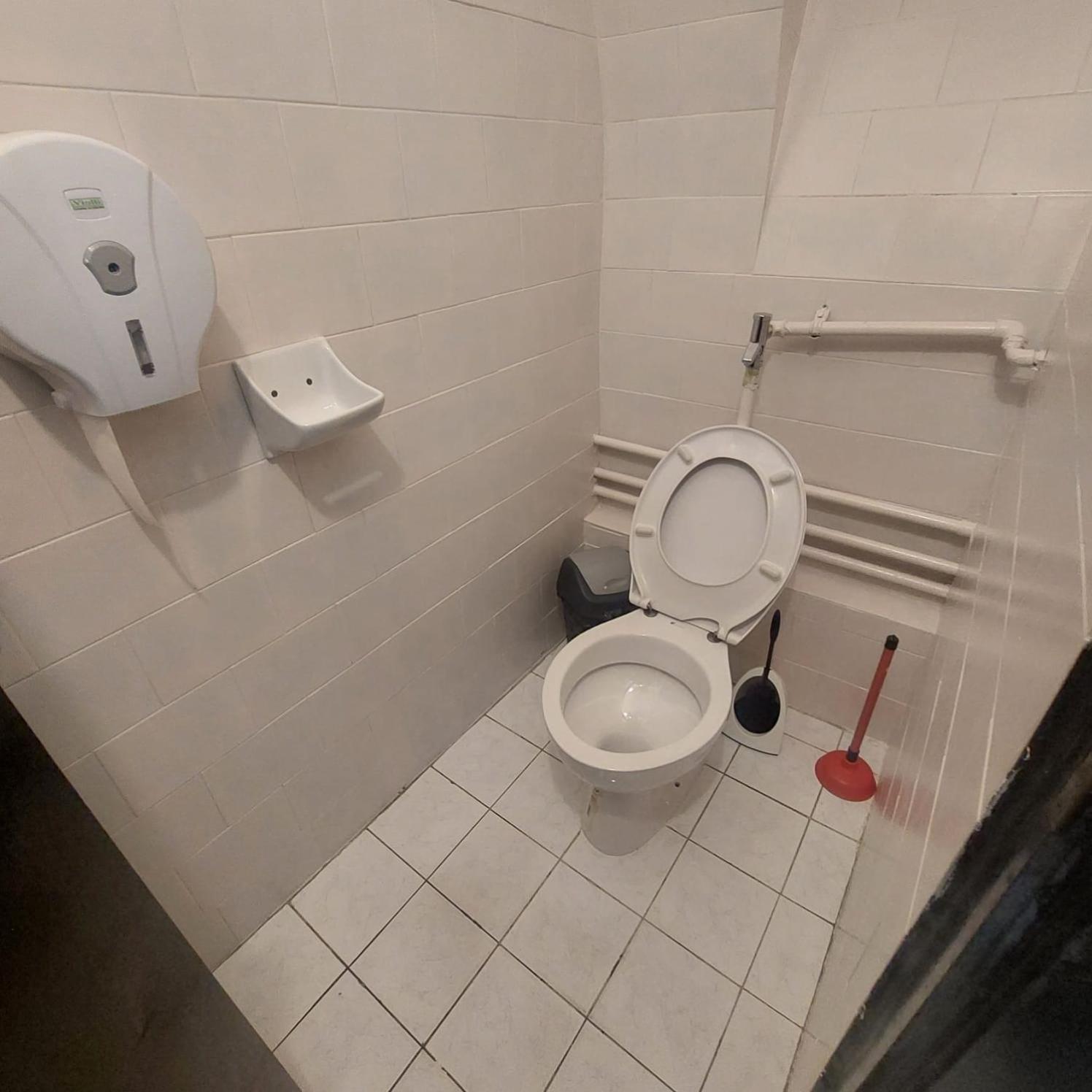 Whole Basement Former Pub 5 For Stag Do بودابست المظهر الخارجي الصورة